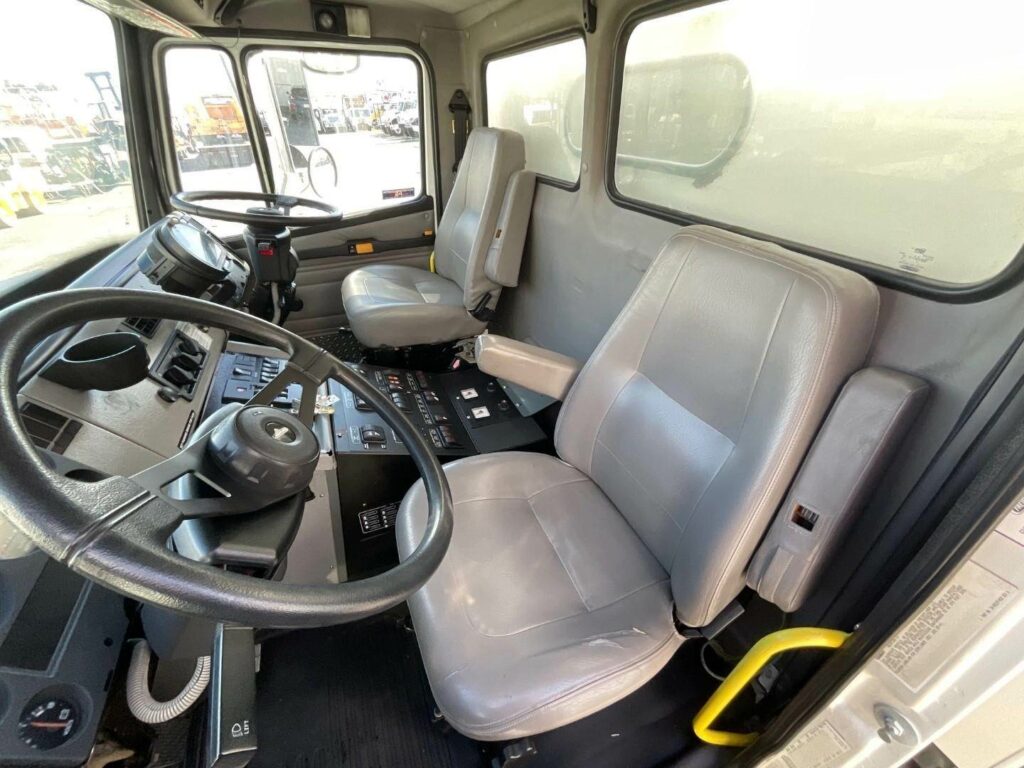 2004 Freightliner FL70 Sweeper Truck – Cummins, 250HP, 5 Speed Automatic