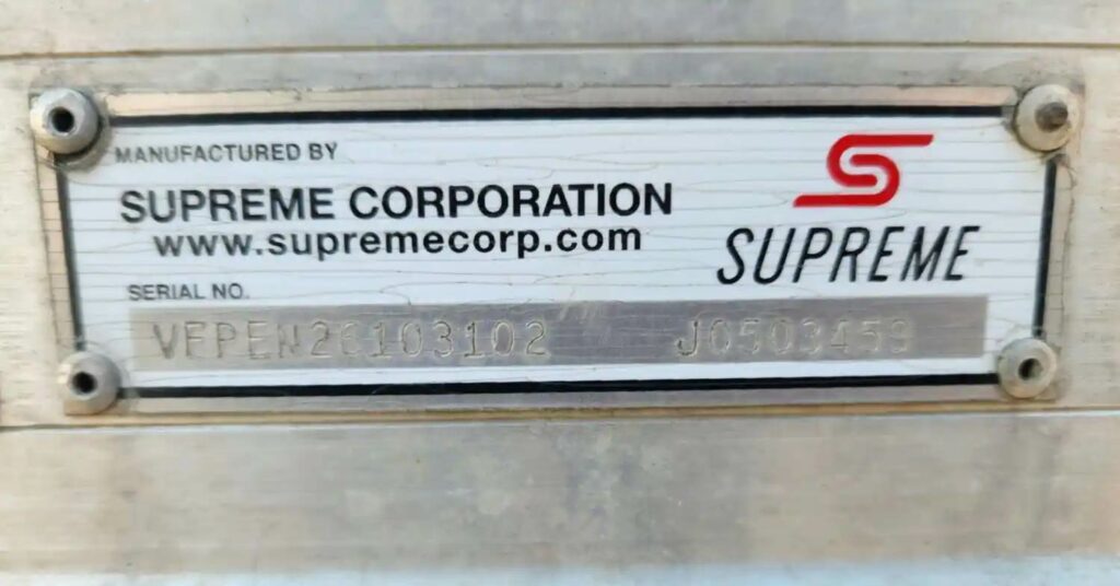 2019 26′ Supreme Dryvan Box Super Clean! Serial Number: VFPEN26103102, Make: Supreme
