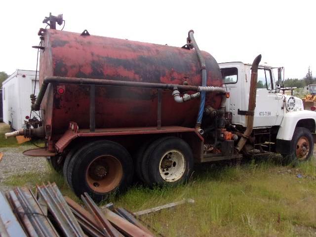 1974 Ford 9000 Water Truck