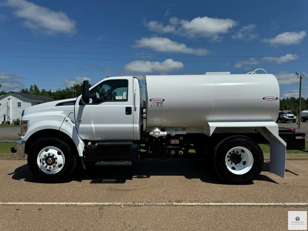 2024 Ford F-750 2000 Gallon Water Truck – 12 Miles – Ford 335HP Engine – Automatic – Under CDL – New Ledwell Tank