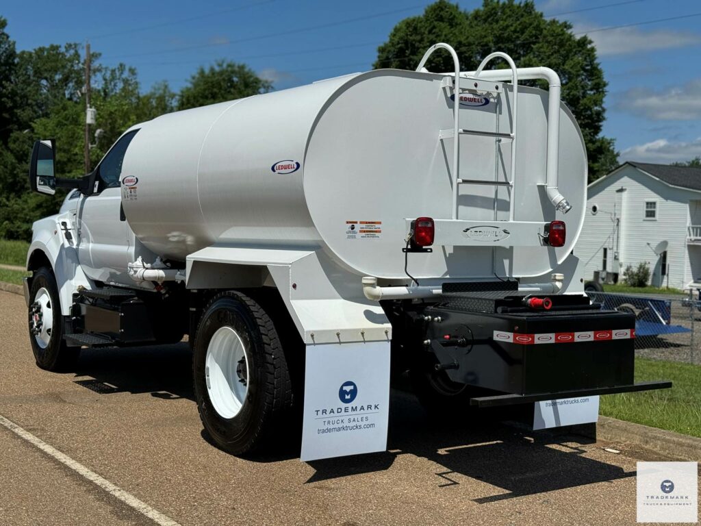 2024 Ford F-750 2000 Gallon Water Truck – 12 Miles – Ford 335HP Engine – Automatic – Under CDL – New Ledwell Tank