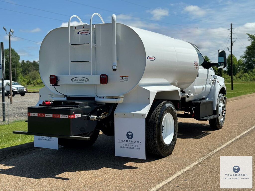 2024 Ford F-750 2000 Gallon Water Truck – 12 Miles – Ford 335HP Engine – Automatic – Under CDL – New Ledwell Tank