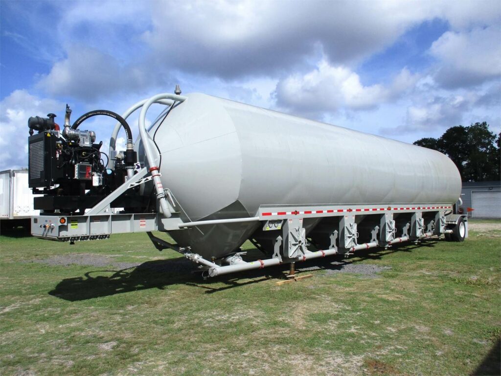 2023 Retesa 52 FT 4050 CUBIC FT NON CODE DRY BULK TANKER