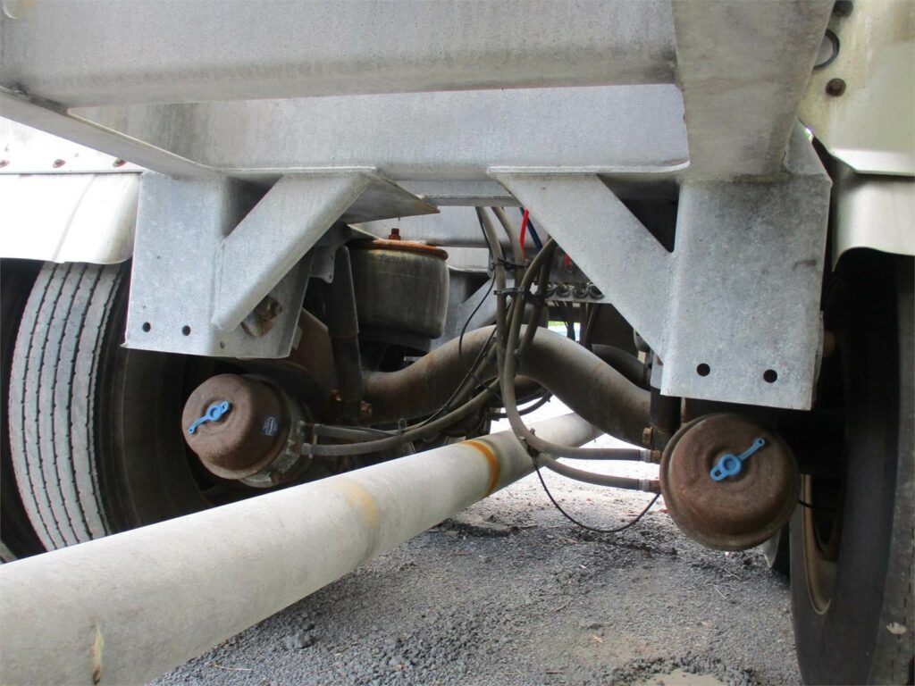 2019 Southern Welding ALUMINUM 1000 CUBIC FT PNEUMATIC TANKER