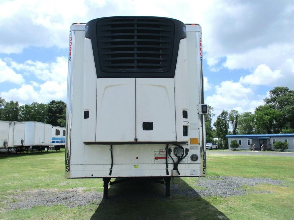 2022 UTILITY 53 FT CARRIER WITH 7043 HOURS AIR RIDE SWING DOOR