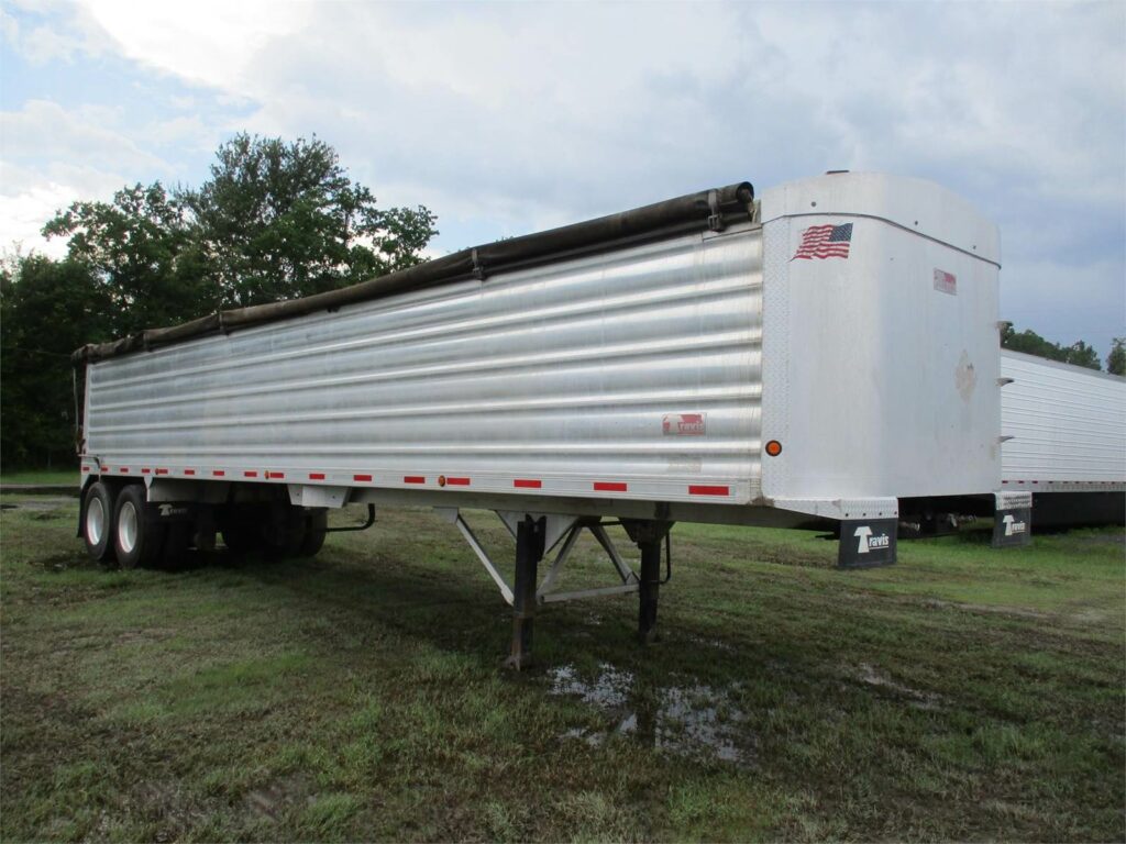 2017 Travis 39X102X60 FRAMELESS END DUMP WITH LINER
