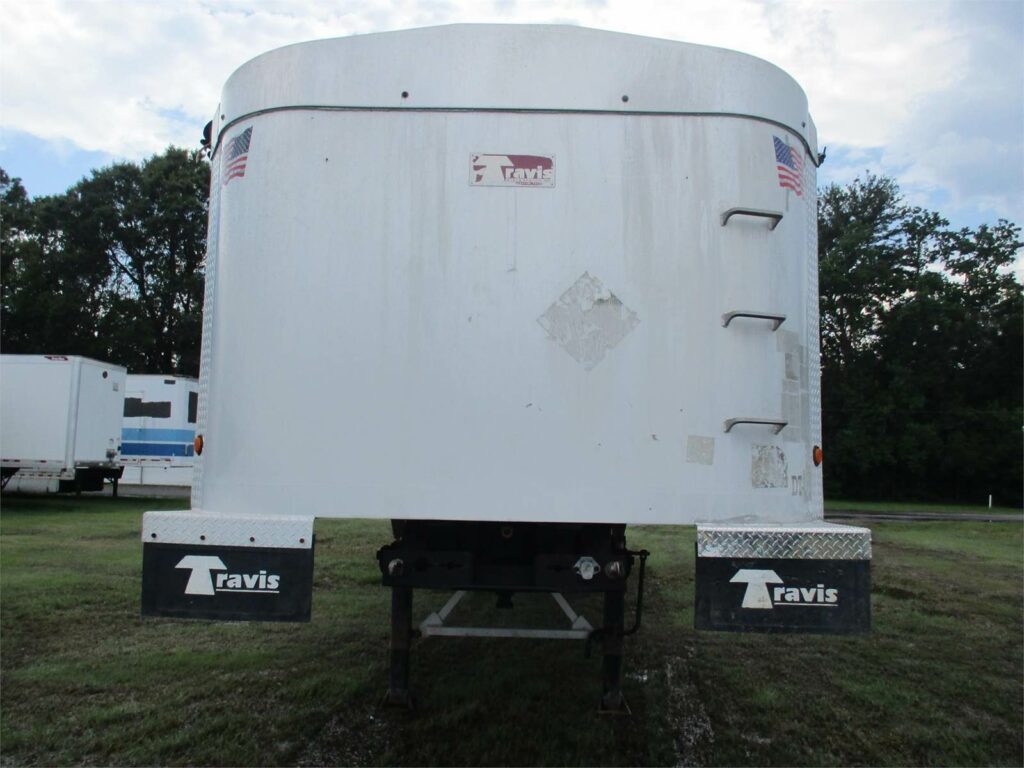 2017 Travis 39X102X60 FRAMELESS END DUMP WITH LINER