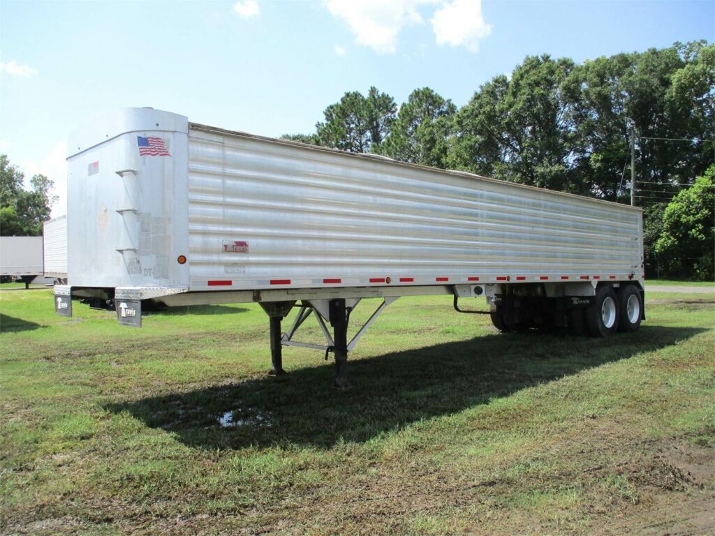 2017 Travis 39X102X60 FRAMELESS END DUMP WITH LINER