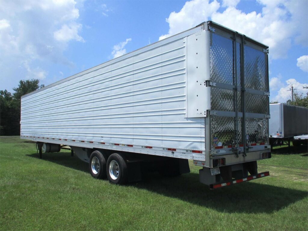 2015 UTILITY 53 FT REEFER CARRIER 7300 X4 WITH 12,544 HOURS