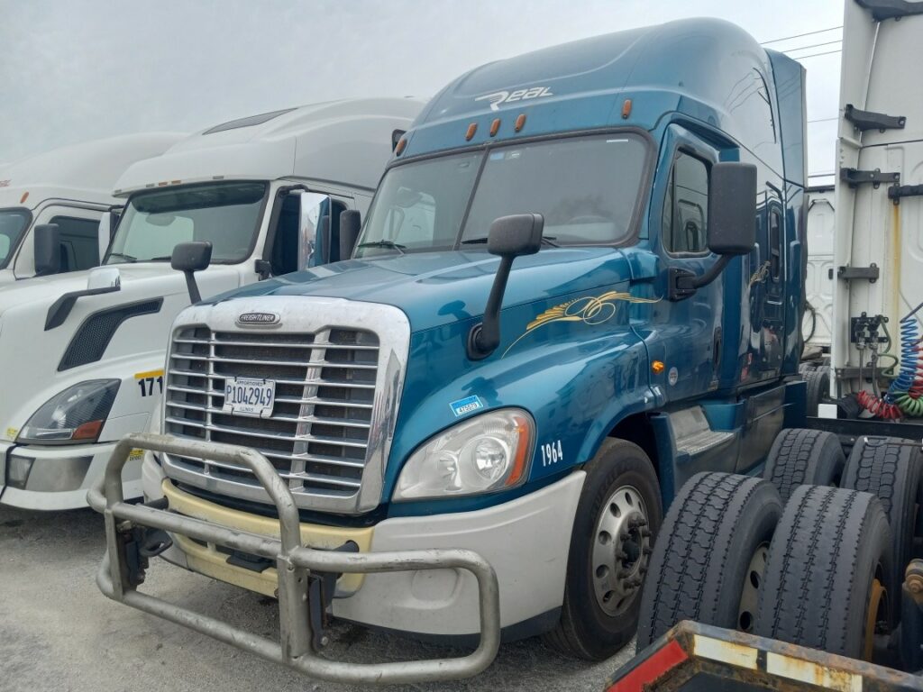 2017 Freightliner Cascadia #1964