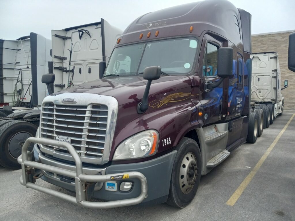 2017 Freightliner Cascadia #1965