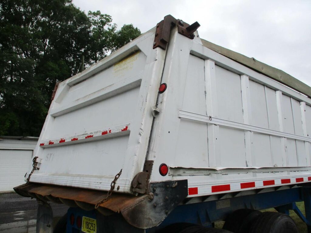 1989 HARDEE 25 FT FRAMED END DUMP