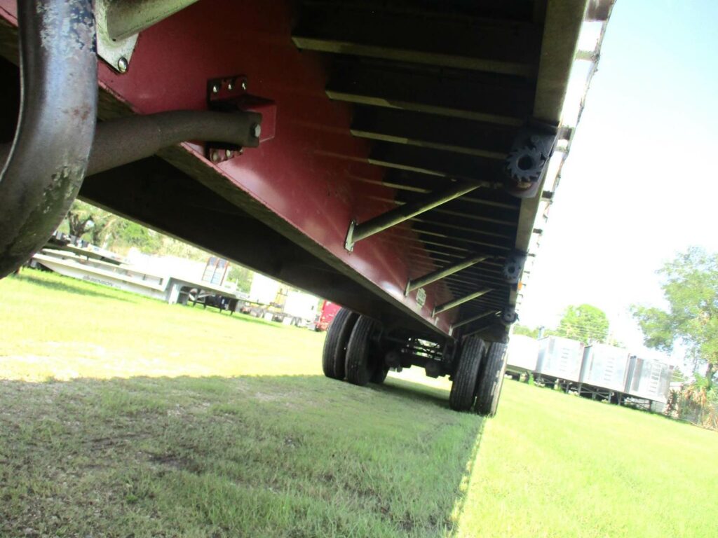 1997 Wilson 48X96 FLATBED WITH STEEL FLOOR SPRING SUSPENSION