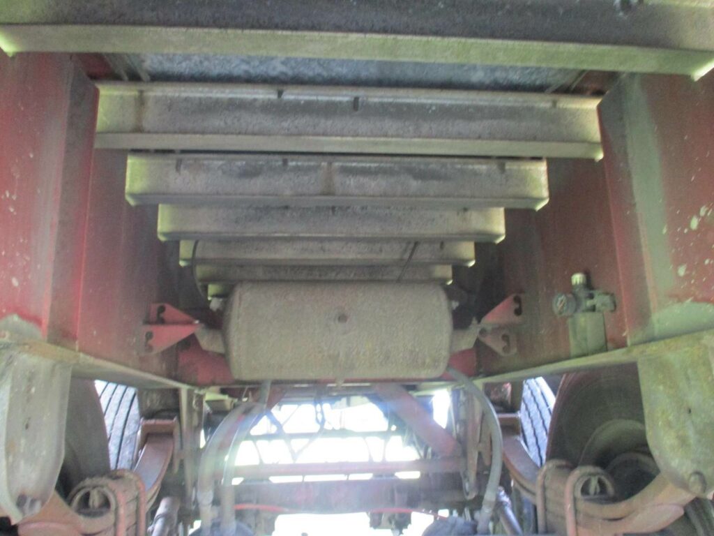 1997 Wilson 48X96 FLATBED WITH STEEL FLOOR SPRING SUSPENSION