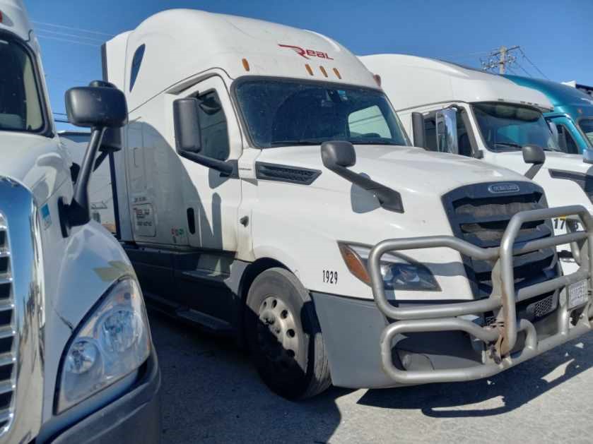 2019 Freightliner Cascadia # 1929