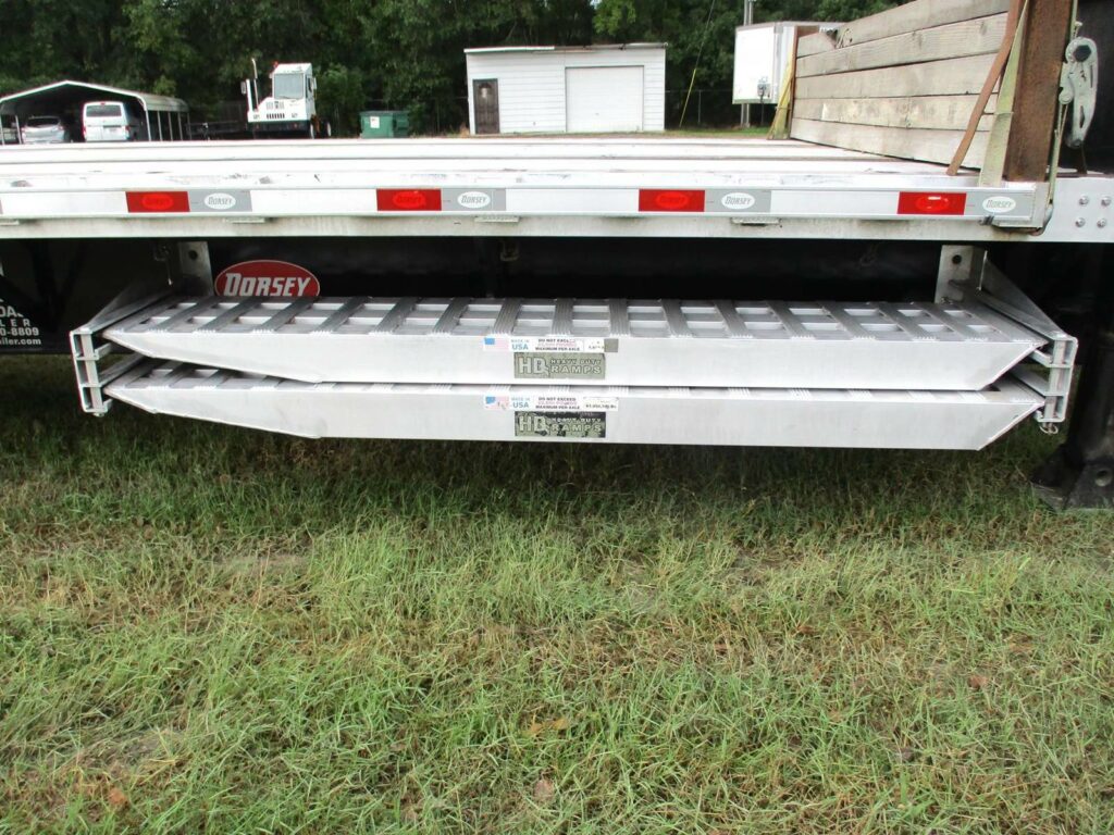 2022 Dorsey 53′ WITH HD RAMP KIT, REAR SLIDING AXLE, 22.5 WHEE