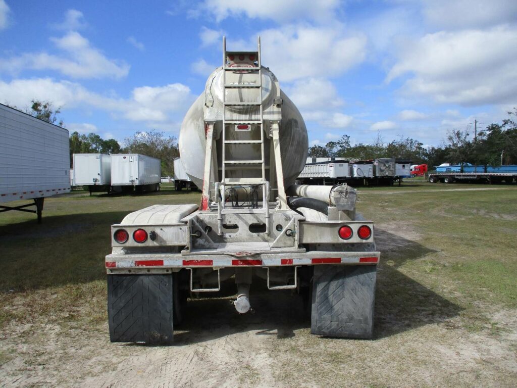 2015 Troxell 1000 CUBIC FT PNEUMATIC TANKER WITH REAR DISCHARGE