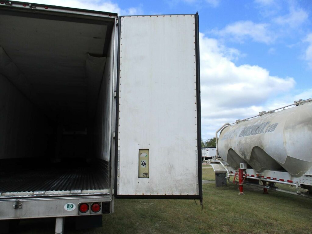 2012 UTILITY 53 FT REEFER CARRIER 2500A WITH 22,227 HOURS