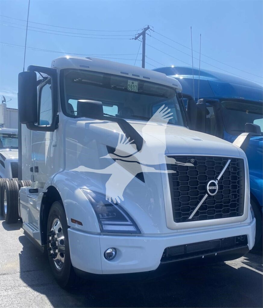 2025 Volvo VNR64T300