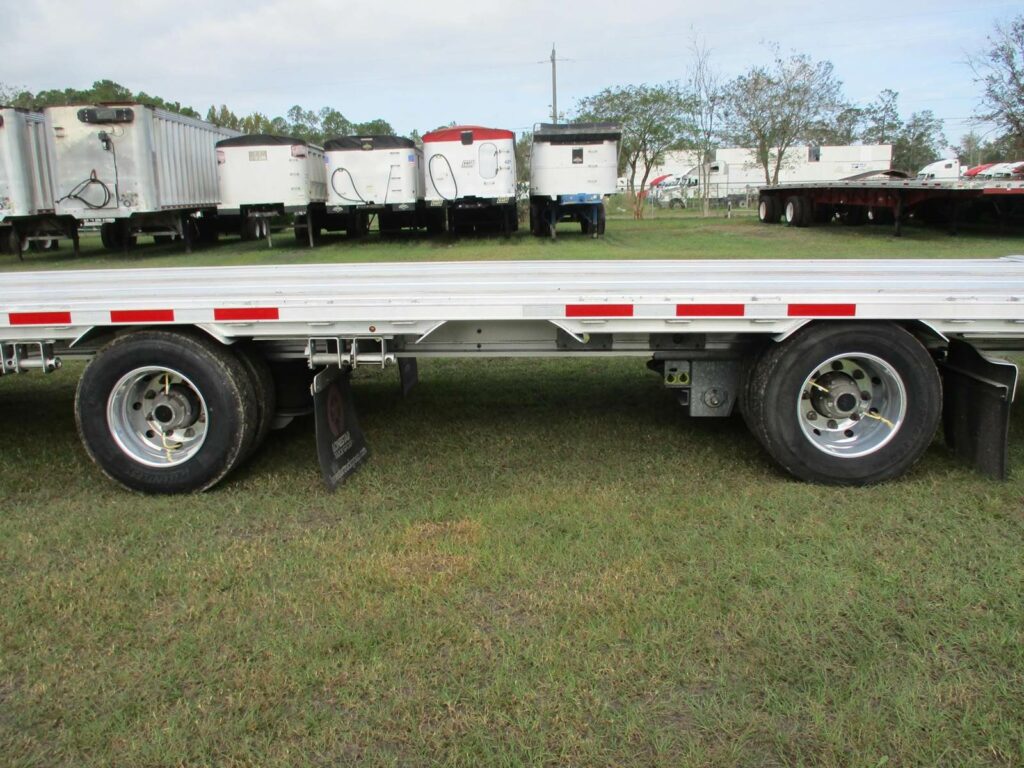 2023 Benson 53 FT HD RAMP KIT, 17.5 RIMS WITH REAR SLIDING AXL