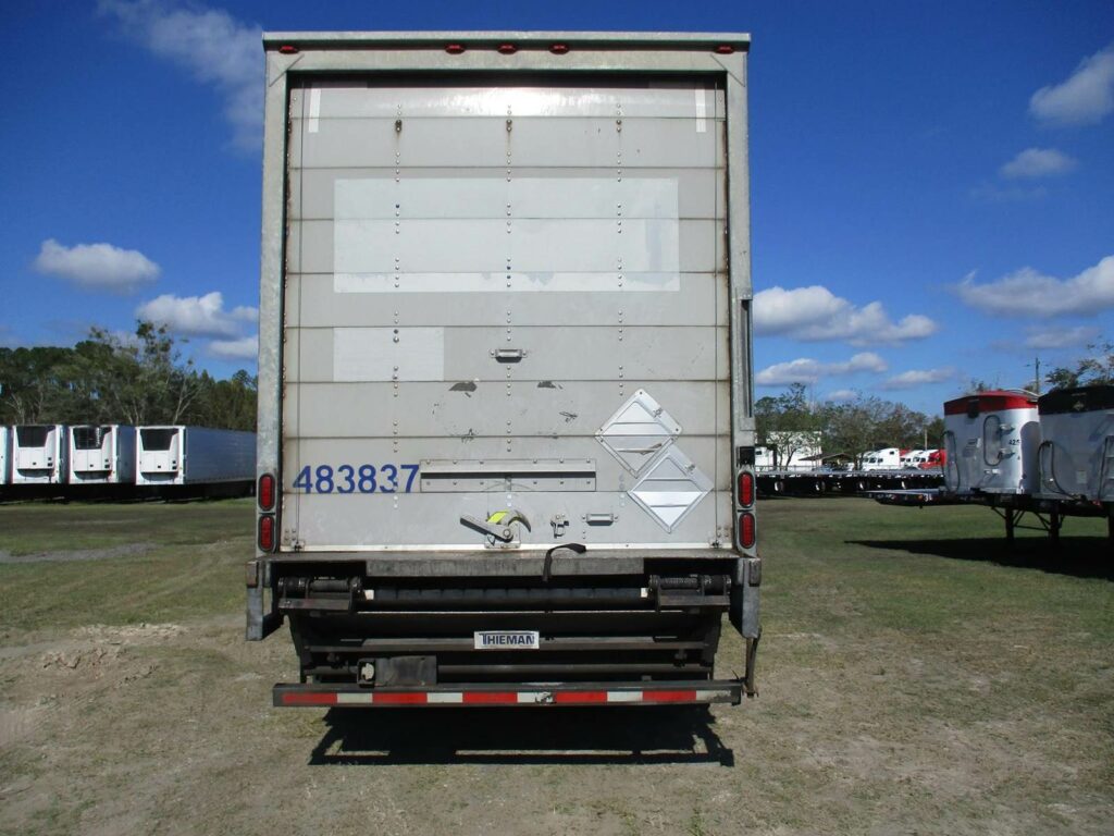 2015 Wabash 48X102 WITH 3000 POUND LIFTGATE