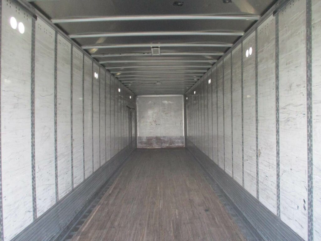 2015 Wabash 48X102 WITH LIFTGATE