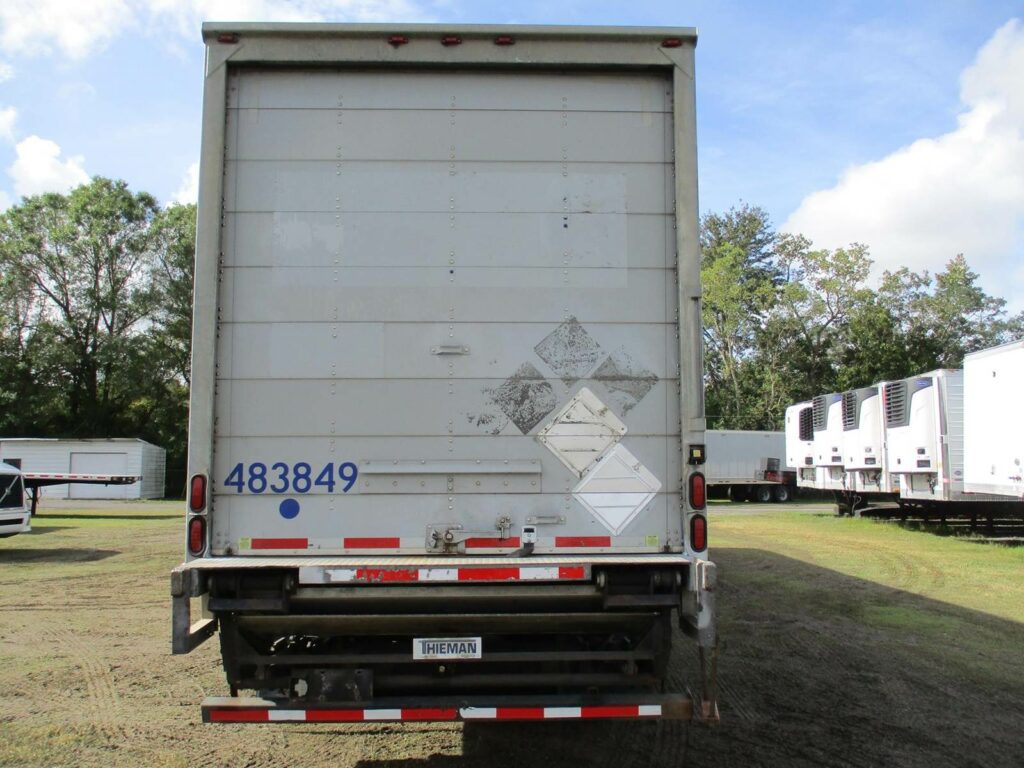 2015 Wabash 48X102 WITH ROLLUP DOOR AND 3000 POUND LIFTGATE