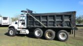 2005 Mack Granite CV713