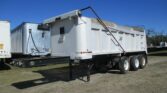 2007 East 30 FT FRAMED TRI-AXLE FL SPEC END DUMP