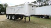 2003 East 30 FT FRAMED TRI-AXLE FL SPEC END DUMP