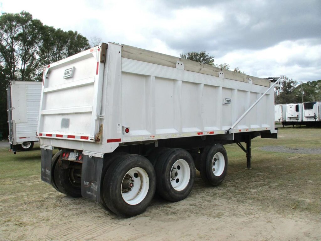 2003 East 30 FT FRAMED TRI-AXLE FL SPEC END DUMP