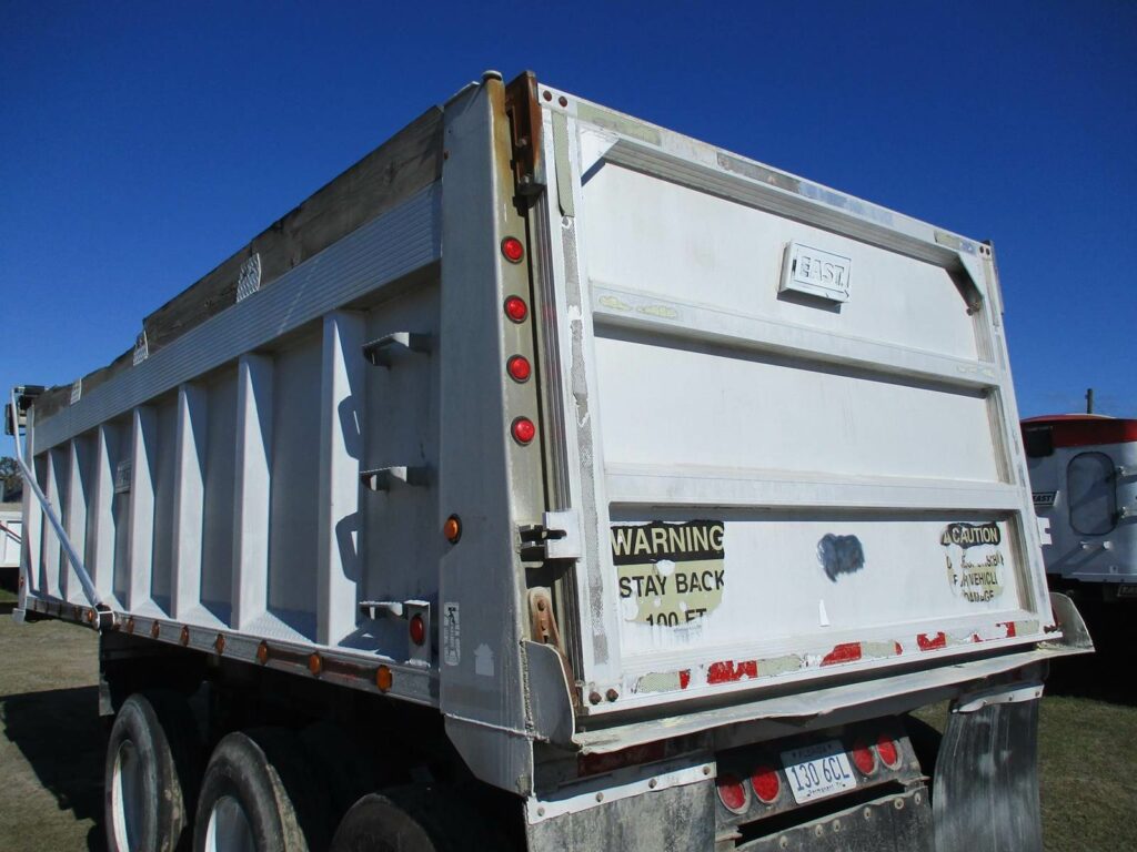 2002 East TRI-AXLE FL SPEC END DUMP