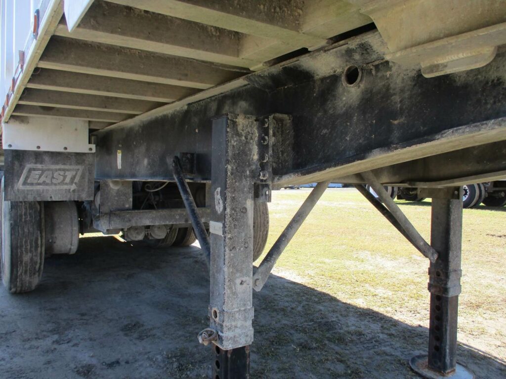 2002 East TRI-AXLE FL SPEC END DUMP