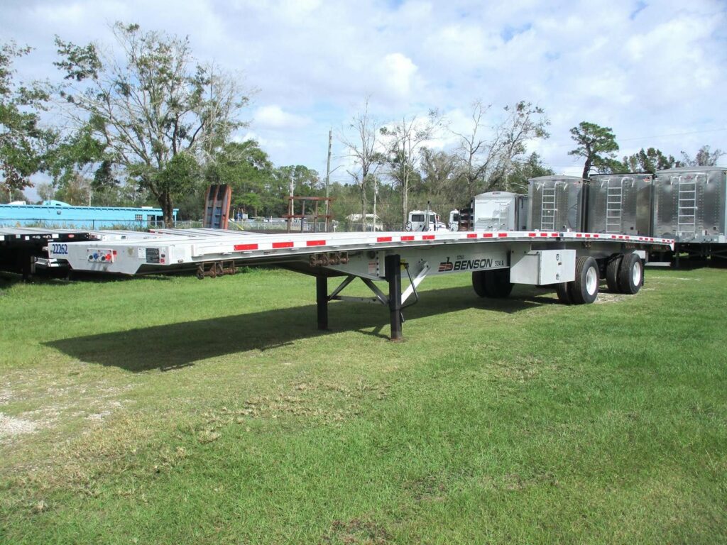 2017 Benson 53X102 ALUMINUM FLATBED, SPREAD AXLE, TOOLBOX