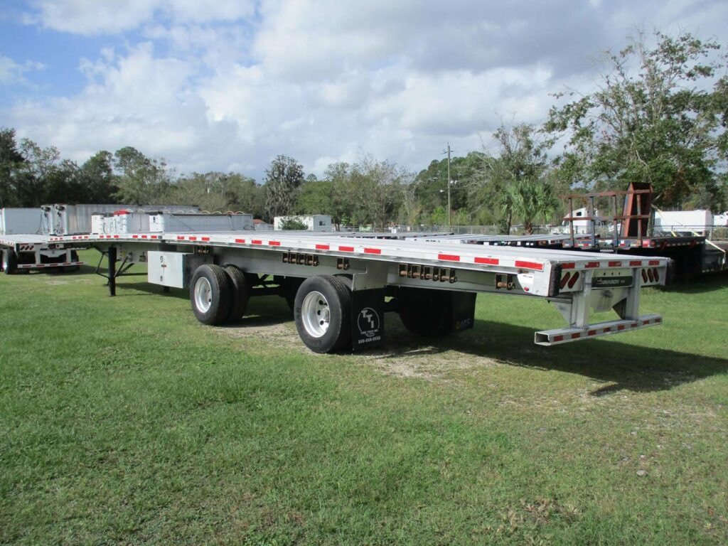 2017 Benson 53X102 ALUMINUM FLATBED, SPREAD AXLE, TOOLBOX