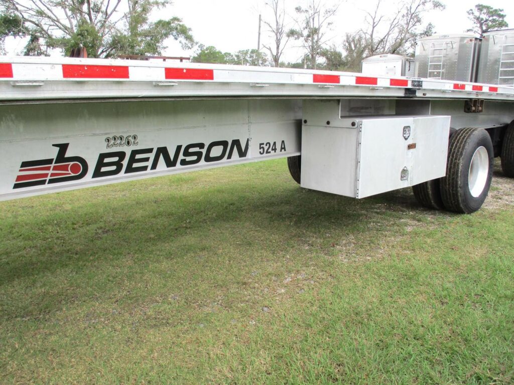 2017 Benson 53X102 ALUMINUM FLATBED, SPREAD AXLE, TOOLBOX