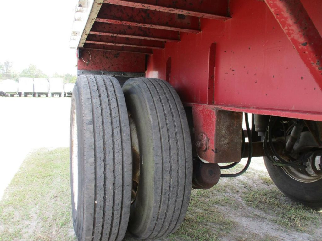 2005 Dorsey 48X102 SPREAD AXLE FLATBED