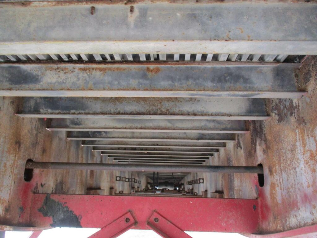 2005 Dorsey 48X102 SPREAD AXLE FLATBED