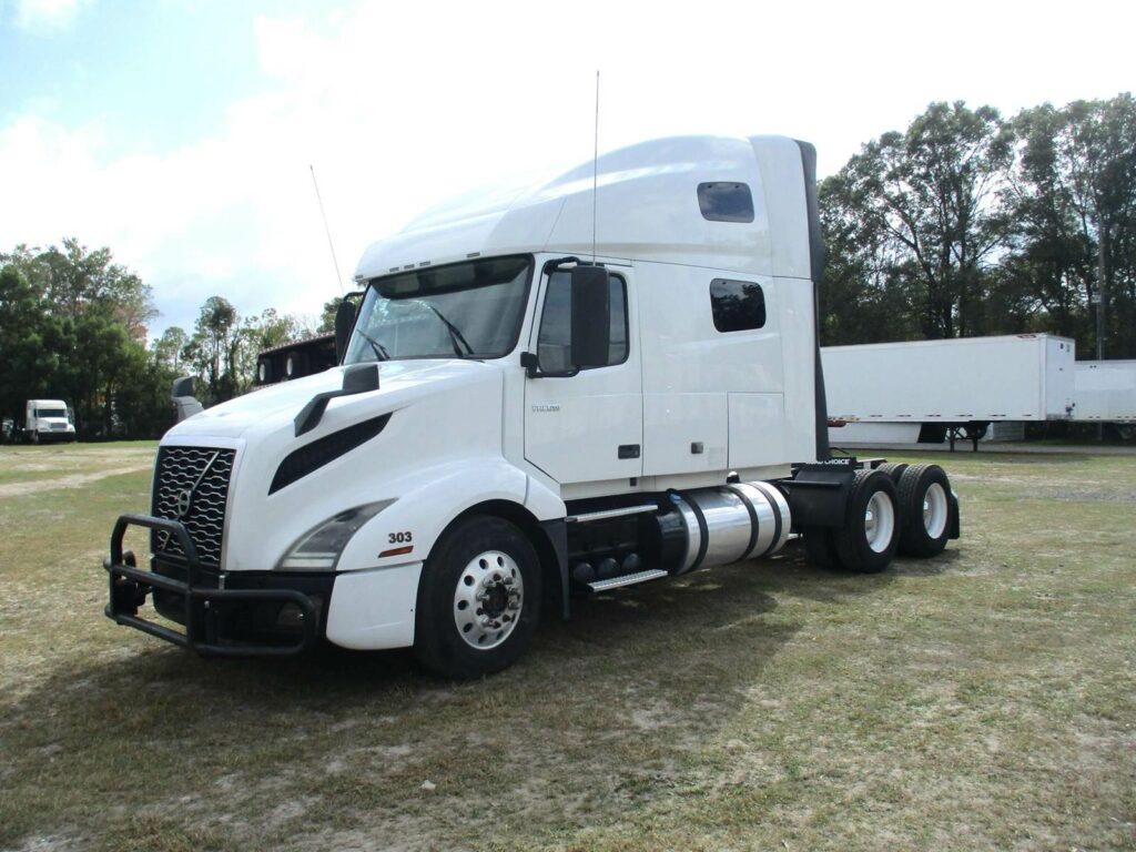 2019 Volvo VNL64T760