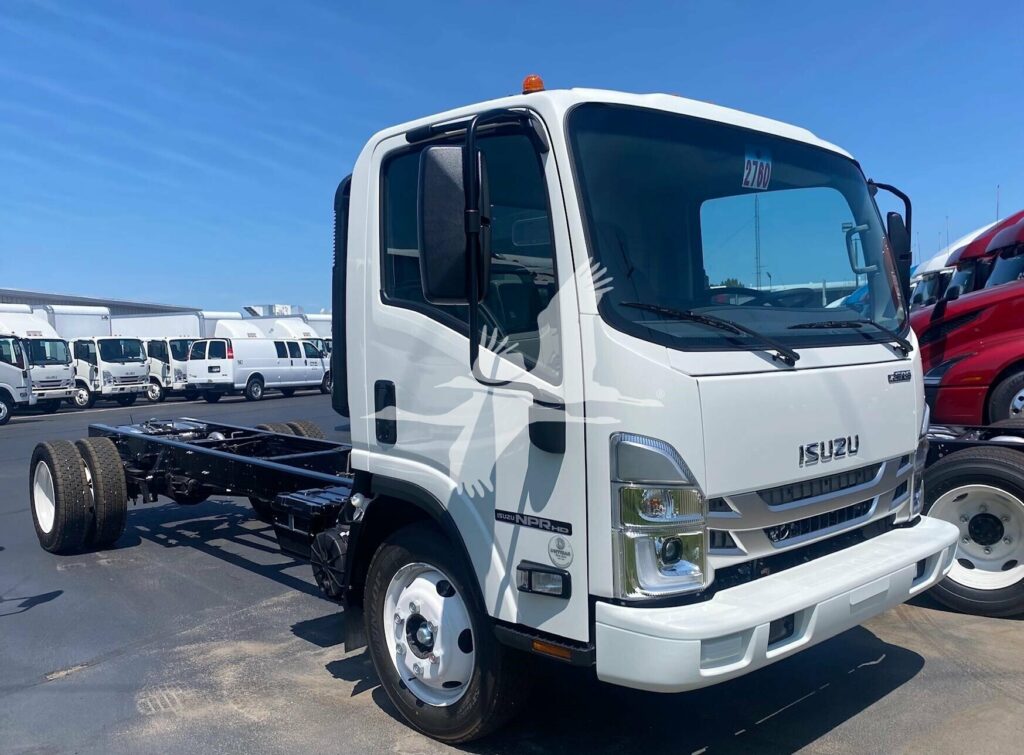 2025 Isuzu NPR HD