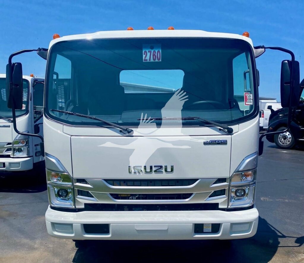 2025 Isuzu NPR HD