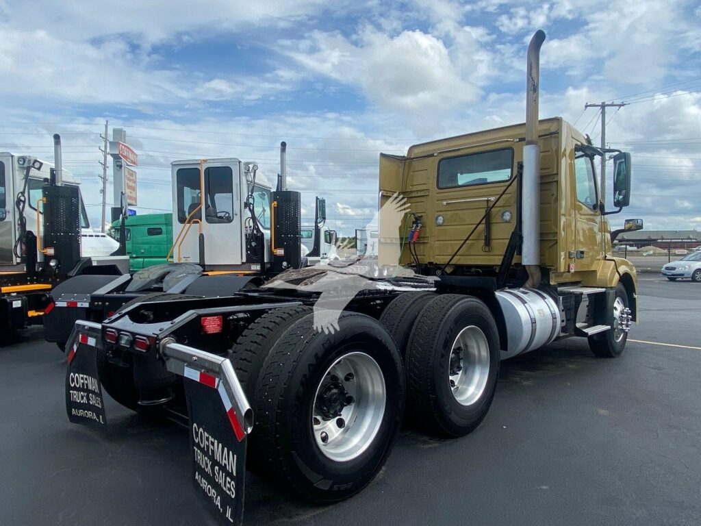 2018 Volvo VNL64T300