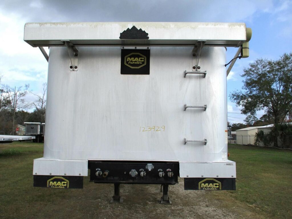 2017 MAC Trailer 28 FT STEEL FRAME TANDEM AXLE ALUMINUM BODY