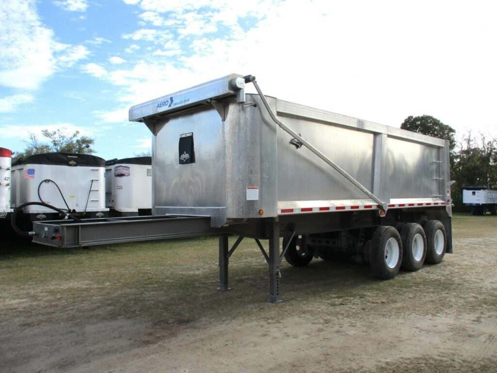 2024 Trailstar 30 FT FRAMED TRI-AXLE END DUMP