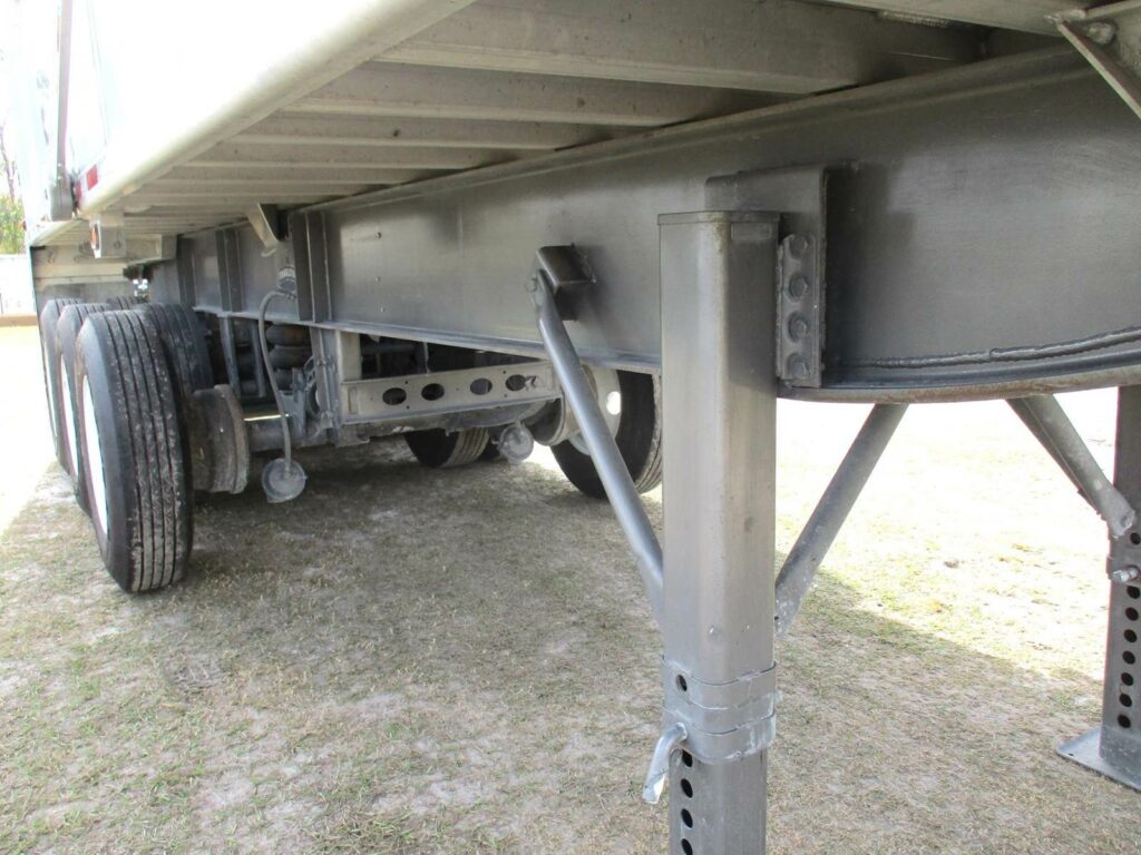 2024 Trailstar 30 FT FRAMED TRI-AXLE END DUMP