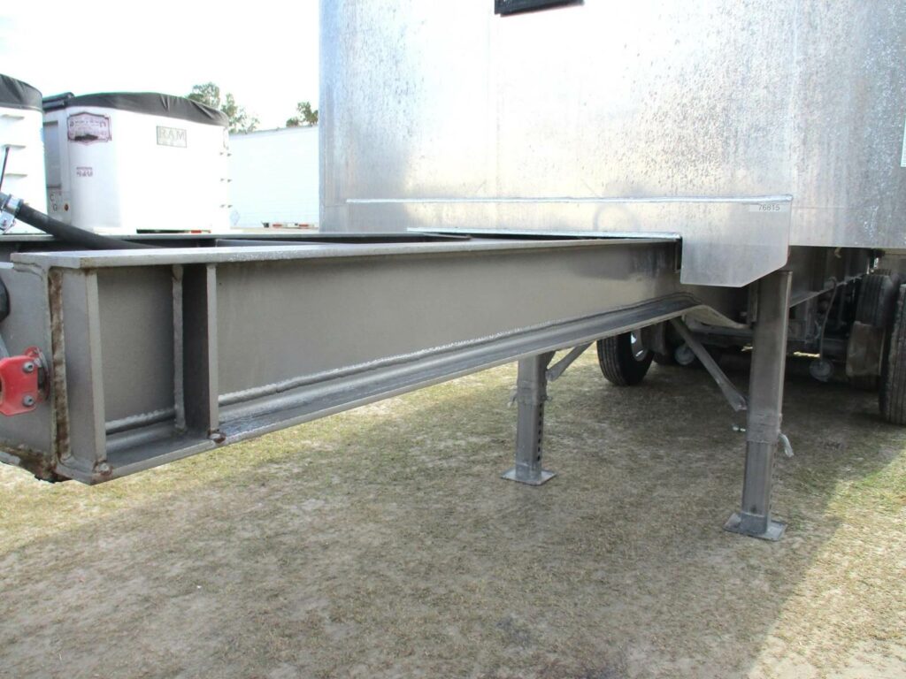 2024 Trailstar 30 FT FRAMED TRI-AXLE END DUMP