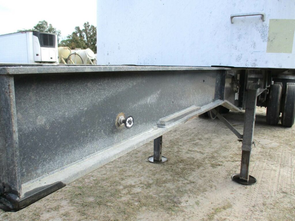 2007 Warren 28 FT TANDEM AXLE END DUMP TRAILER