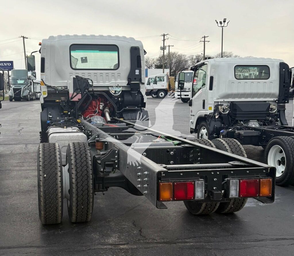 2025 Isuzu FTR