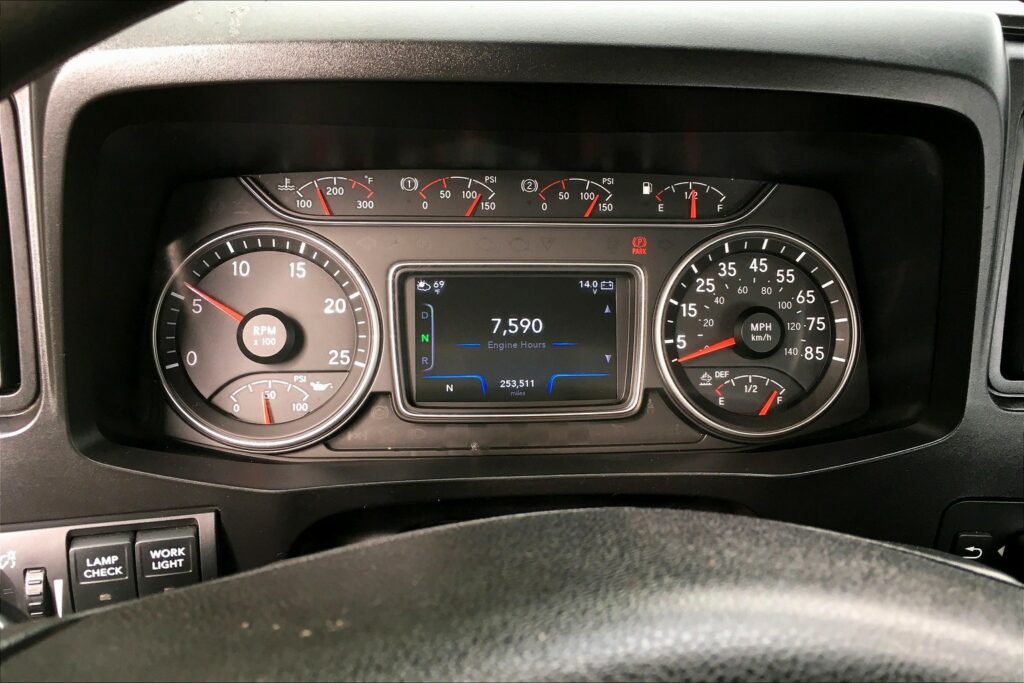 2020 INT LT625 6×4 Day Cab