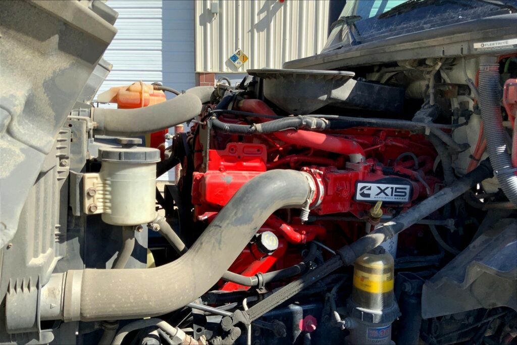 2019 CUM LT625 6×4 Day Cab